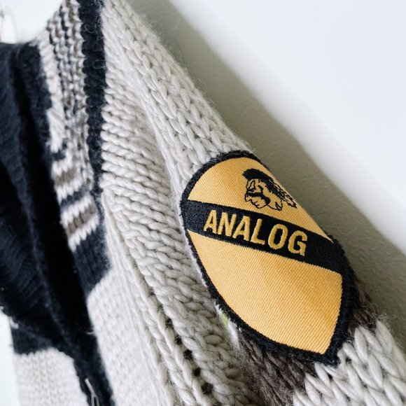 ⚡️SOLD⚡️ analog by burton knit wool blend indian chief cardigan with patch - Picture 3 of 7
